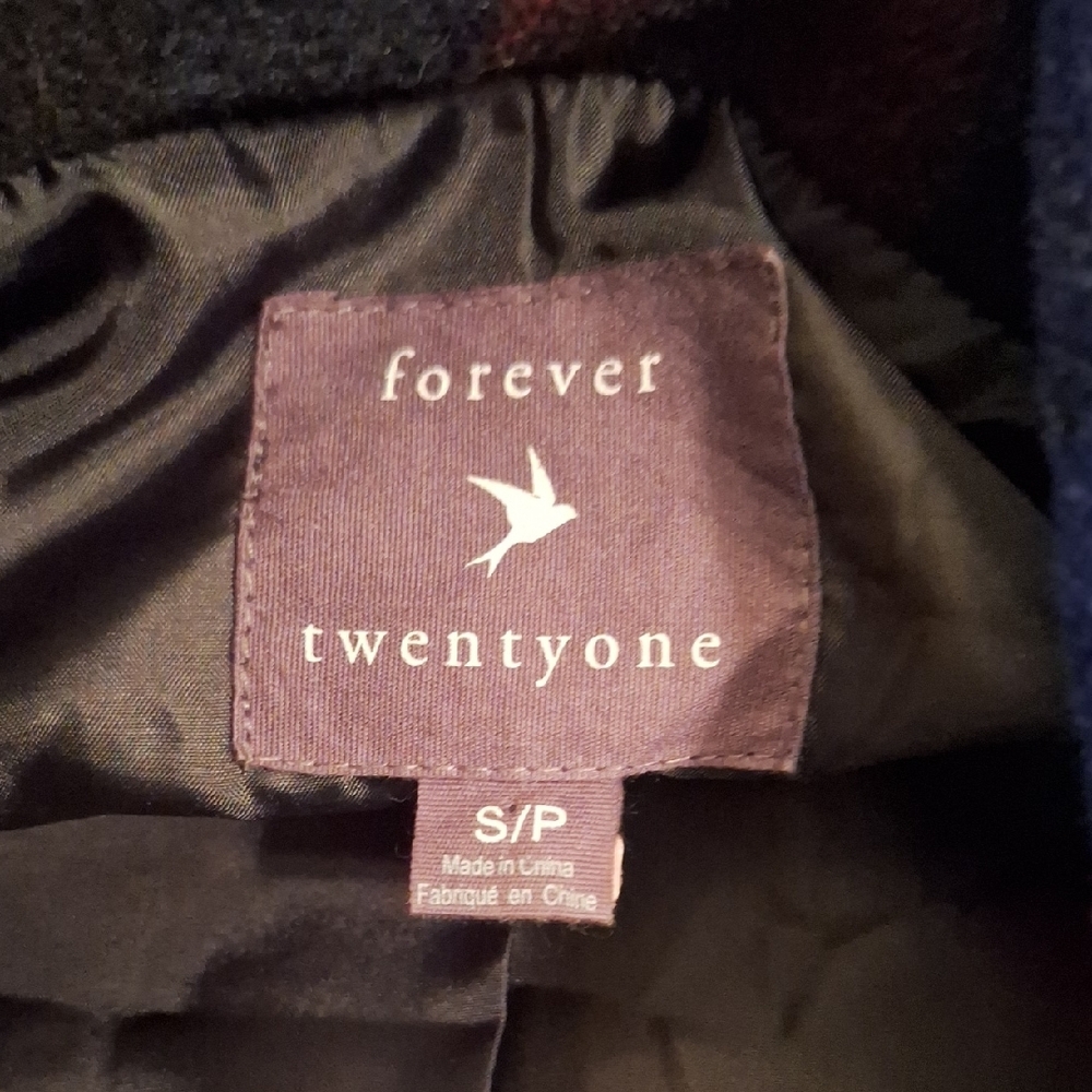 🔥🔥CLEARANCE🔥🔥 Forever 21 Chic Double-Breasted Plaid Pea Coat. Size Small - Picture 9 of 11